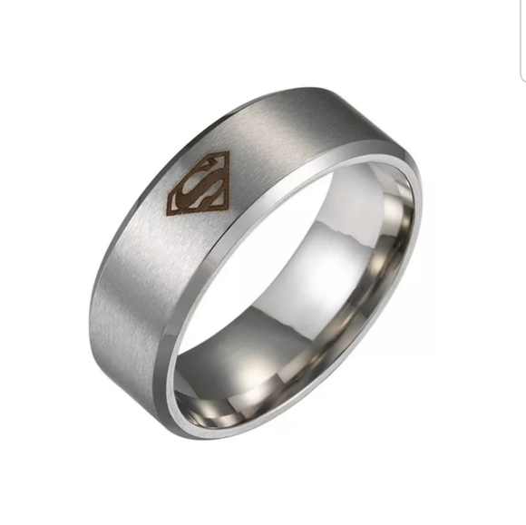Superman men's Stainless Steel ring !!! - Picture 4 of 4